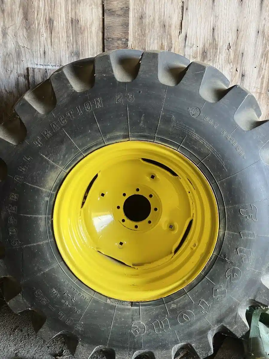 Gallery image 1 for Combine Tires