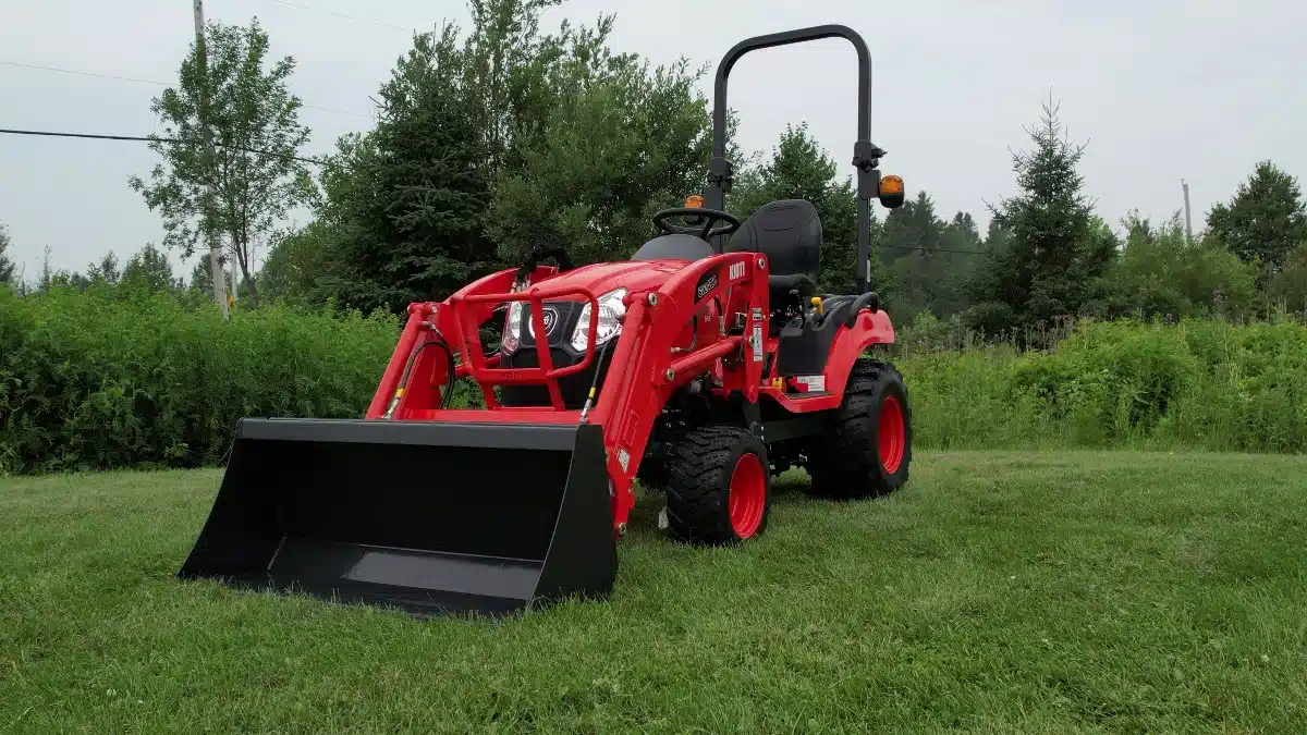 Gallery image 1 for New 2024 Kioti CS2220 Tractor