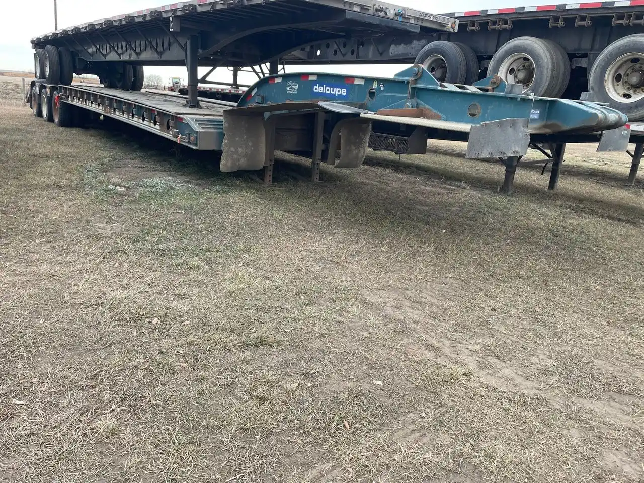 2007 Deloupe 60 Ton Tridem Single Drop Trailer - Lowbed