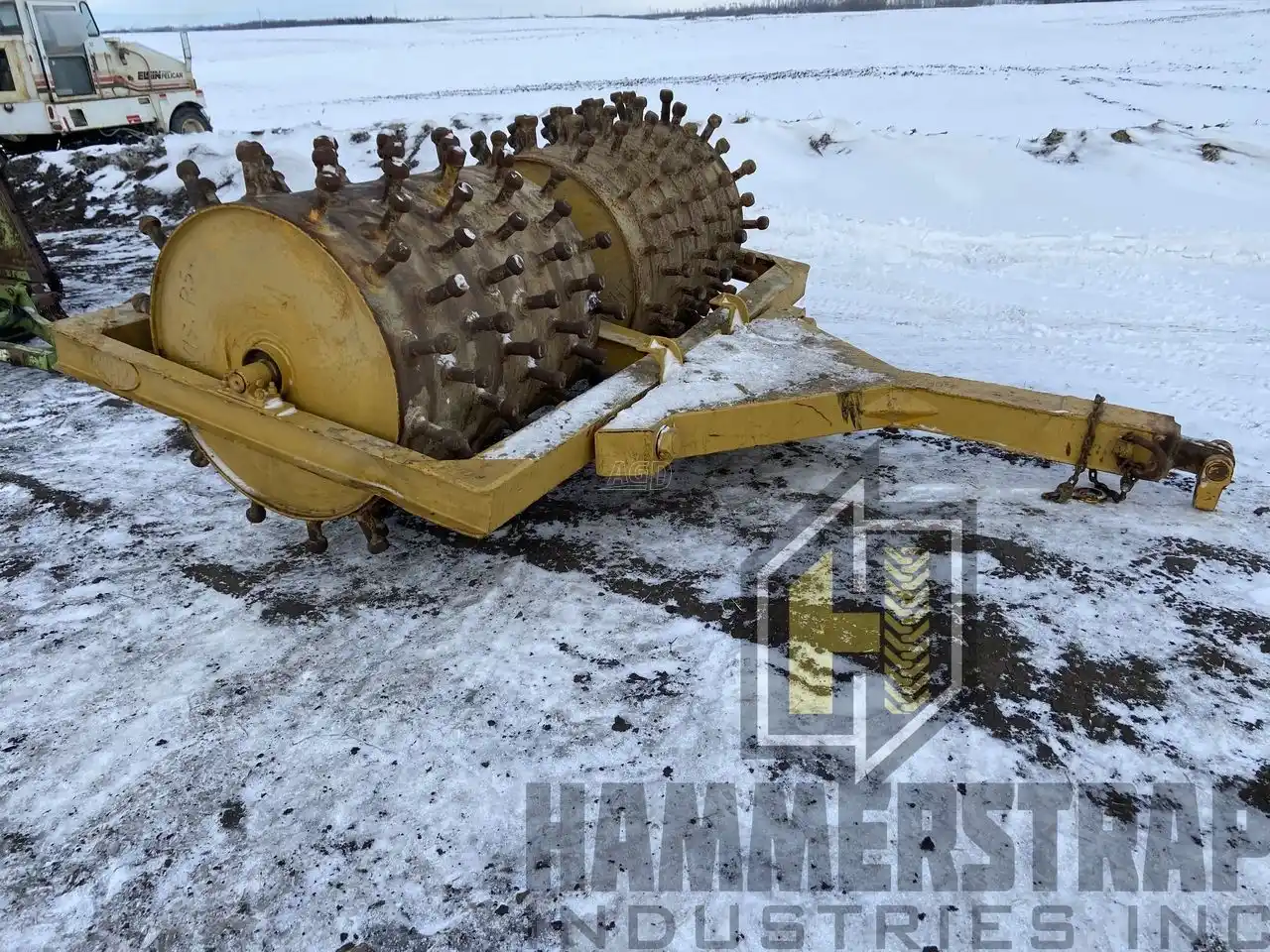 Gallery image 1 for Used 8' Pull Type Packer Packer