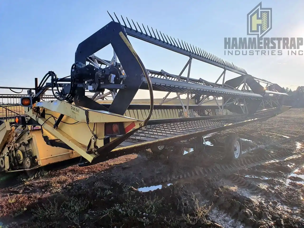 Gallery image 2 for Used 2003 Honey Bee SP36 Header - Draper