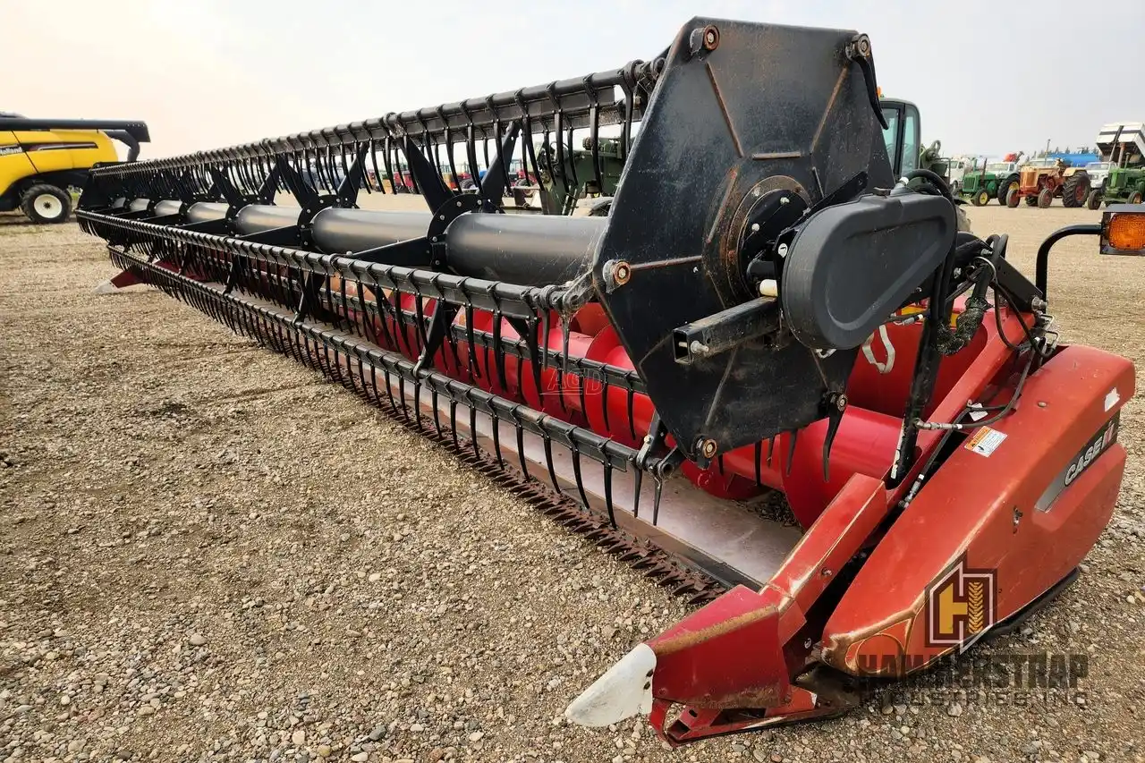 Gallery image 1 for Used 2009 Case IH 3016 Header - Pickup