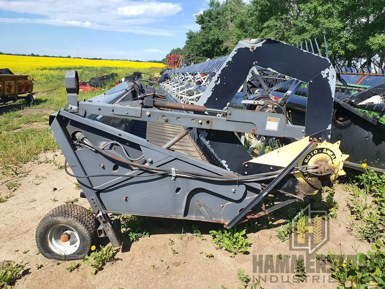 Gallery image 2 for Used 2009 Agco 5200 Header - Draper
