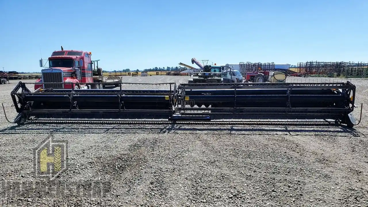 Gallery image 2 for Used 1991 MacDon 960 Header - Draper