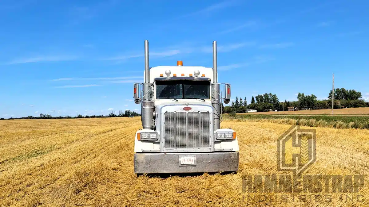 Gallery image 2 for Used 2004 Peterbilt 378 Semi-Truck