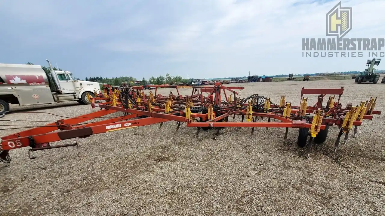 Gallery image 1 for Used 1993 Bourgault 6200 Cultivator