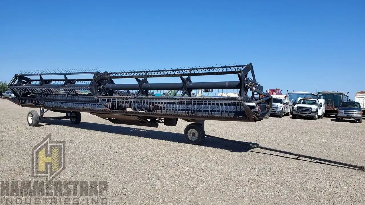 Gallery image 2 for Used 1991 MacDon 960 Header - Draper