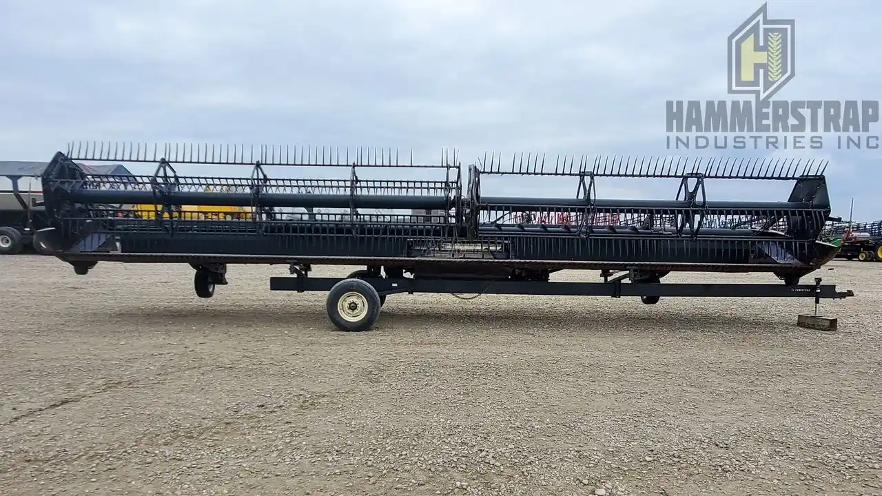 Gallery image 2 for Used MacDon 972 Header - Draper