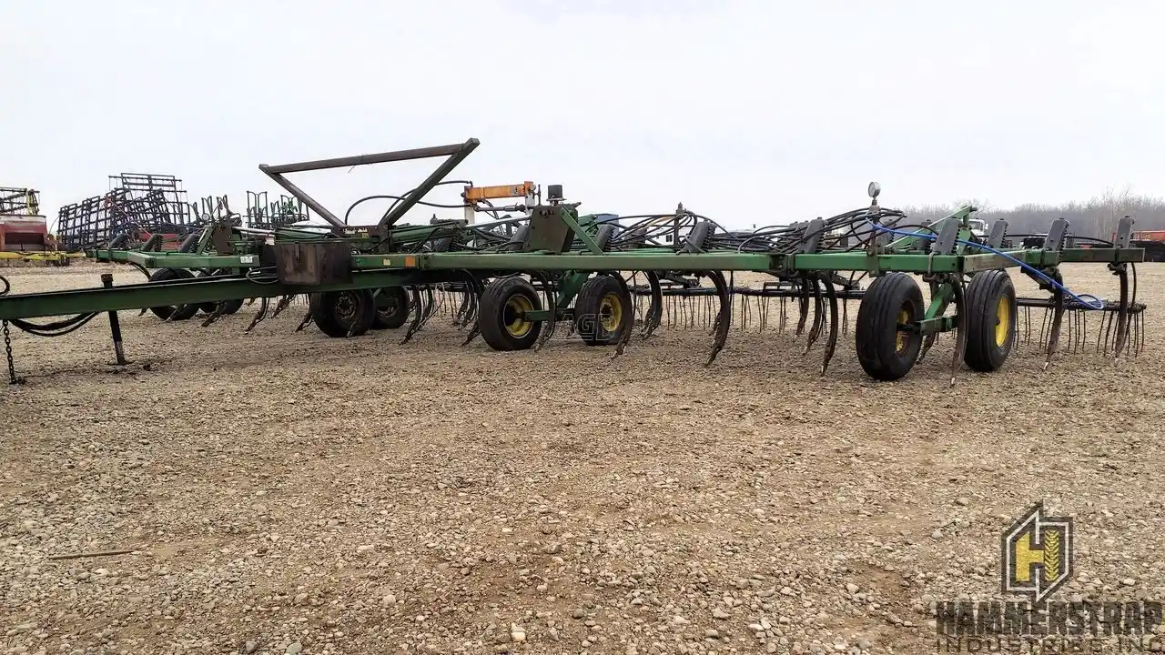 Gallery image 2 for Used 2003 John Deere 610 Cultivator