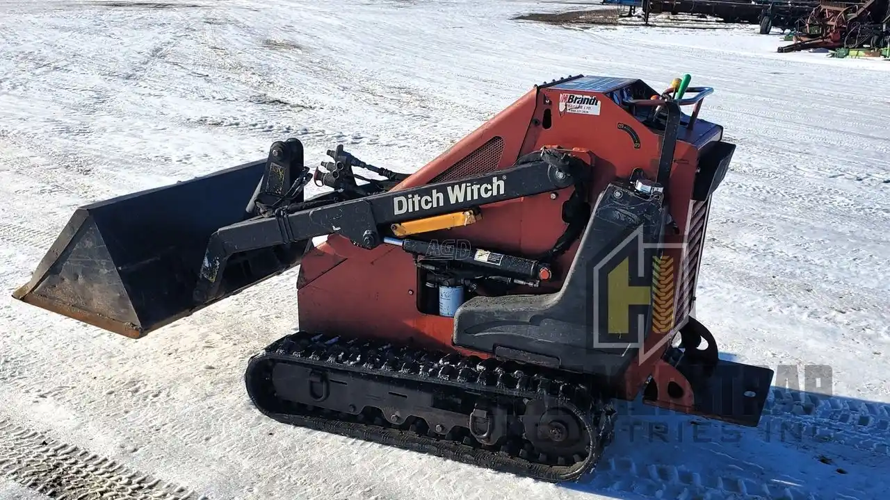 Gallery image 2 for Used 2008 Ditch Witch SK650 Skid Steer