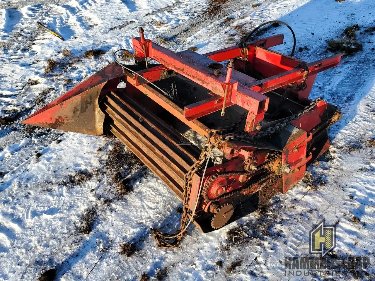 Gallery image 1 for Used Versatile 400 Hay Conditioner