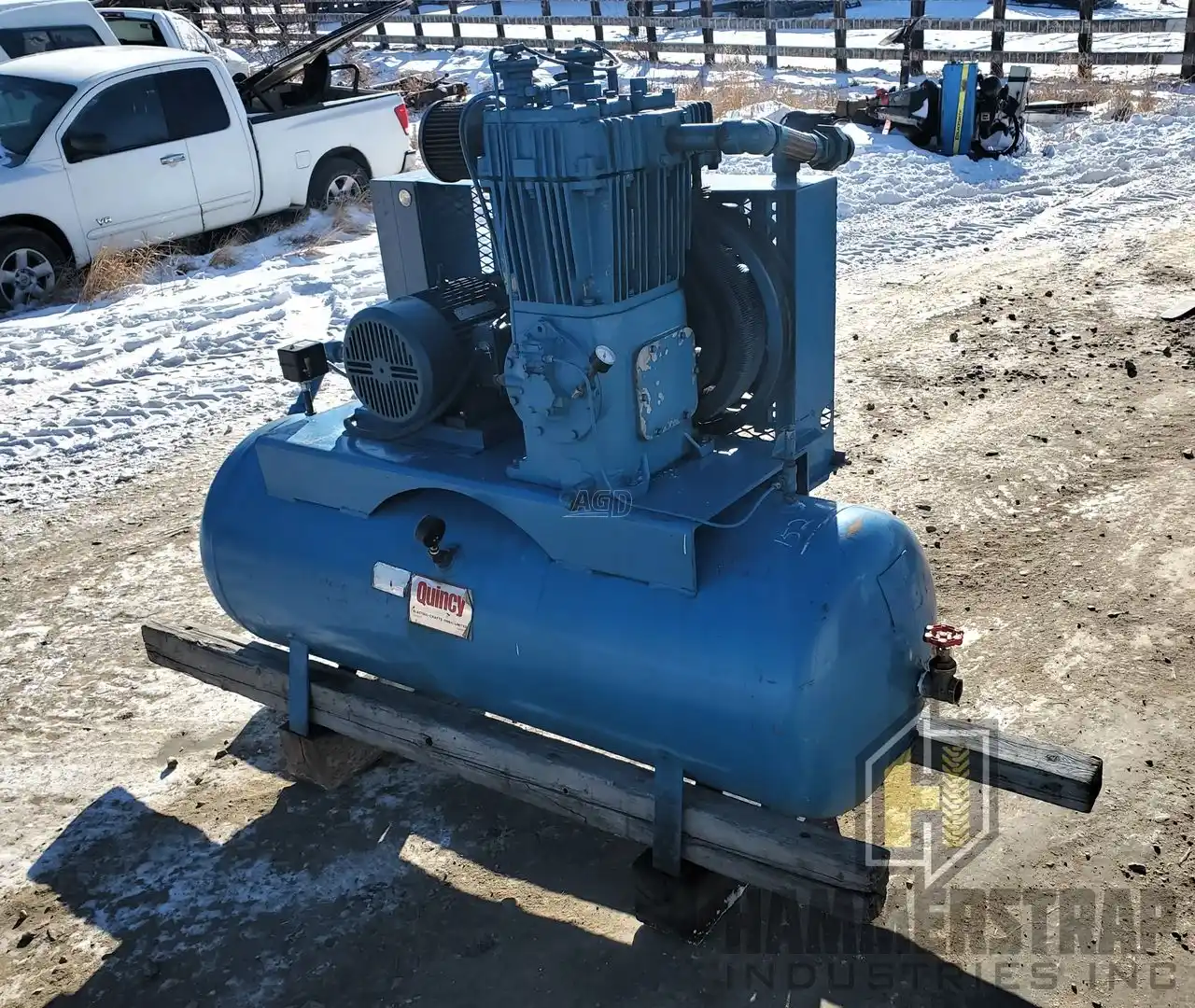Gallery image 2 for Used Unspecified Quincy 370 15 HP, 3 phase, 50 CFM Air Compressor Air Compressor