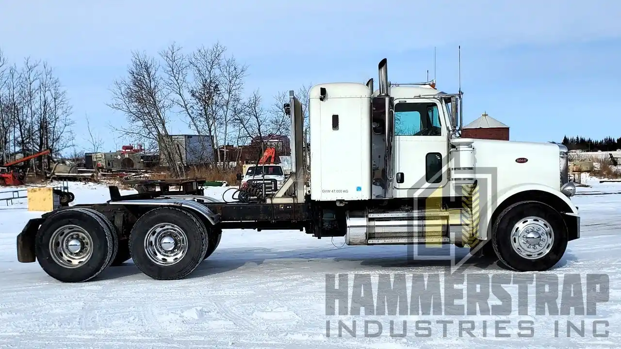 Gallery image 2 for Used 2007 Peterbilt 378 Semi-Truck