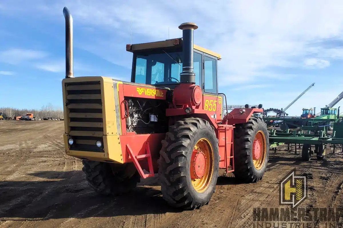 Used 1980 Versatile 855 Tractor