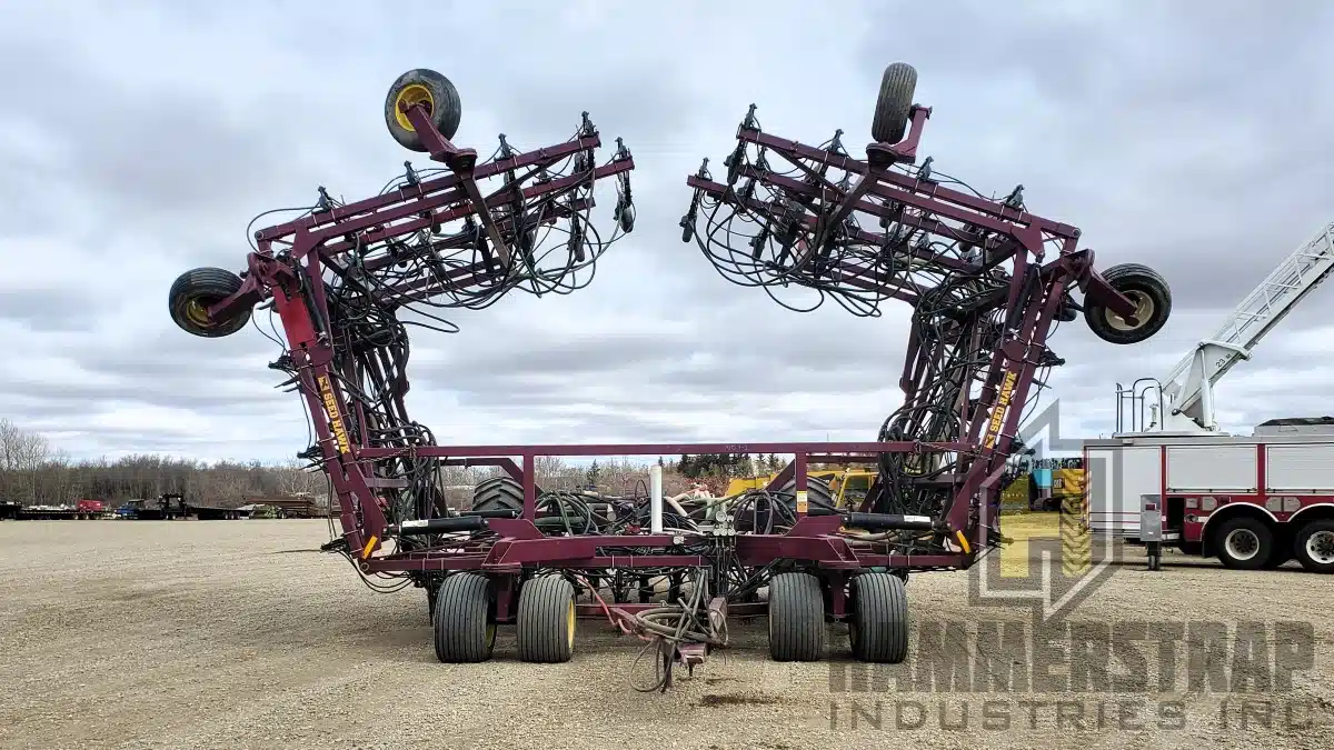 Gallery image 2 for Used 2007 Seed Hawk 66 12 66 Ft Air Seeder