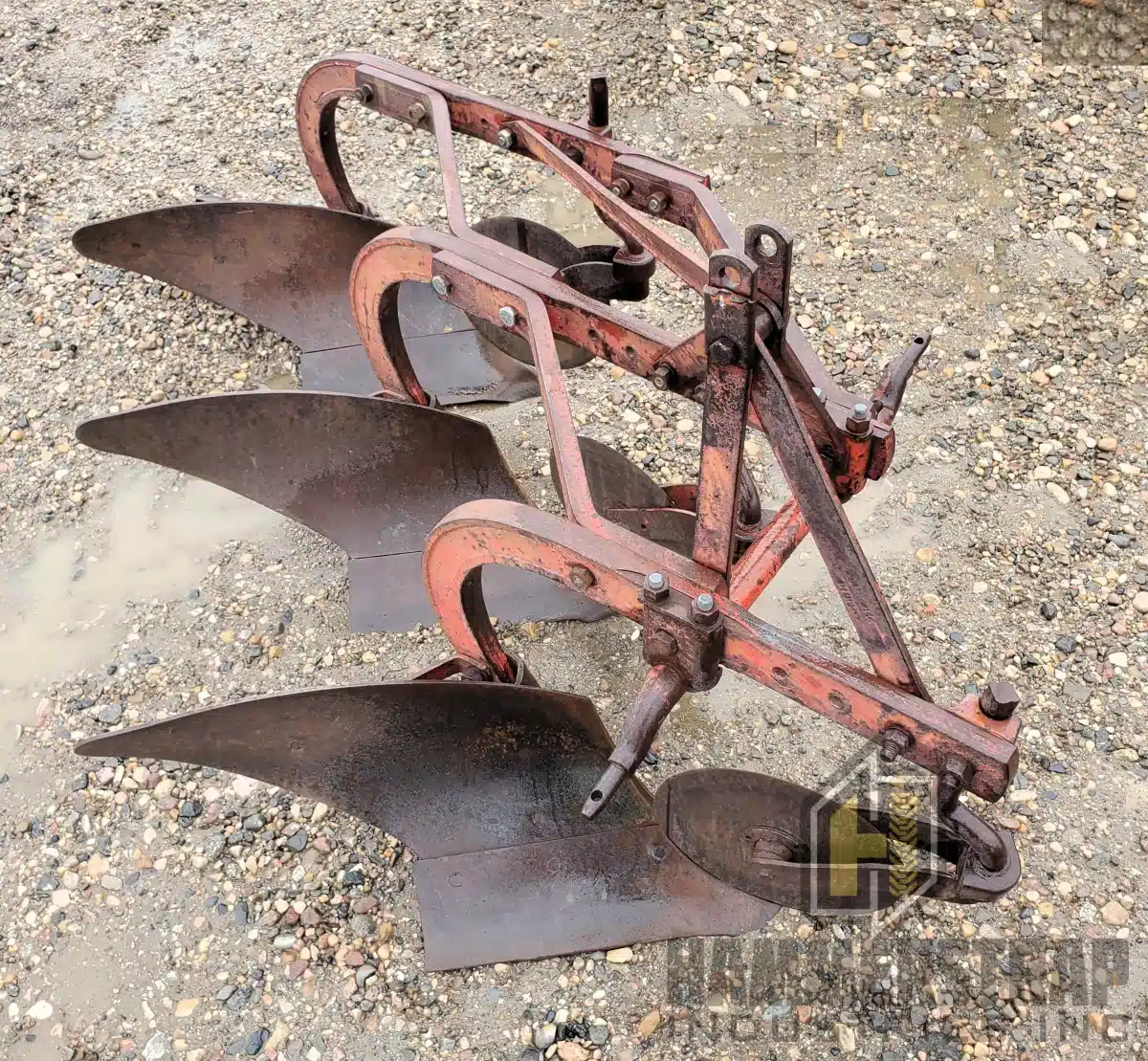 Gallery image 1 for Used Massey Ferguson 3 Bottom Breaking Plow Plow