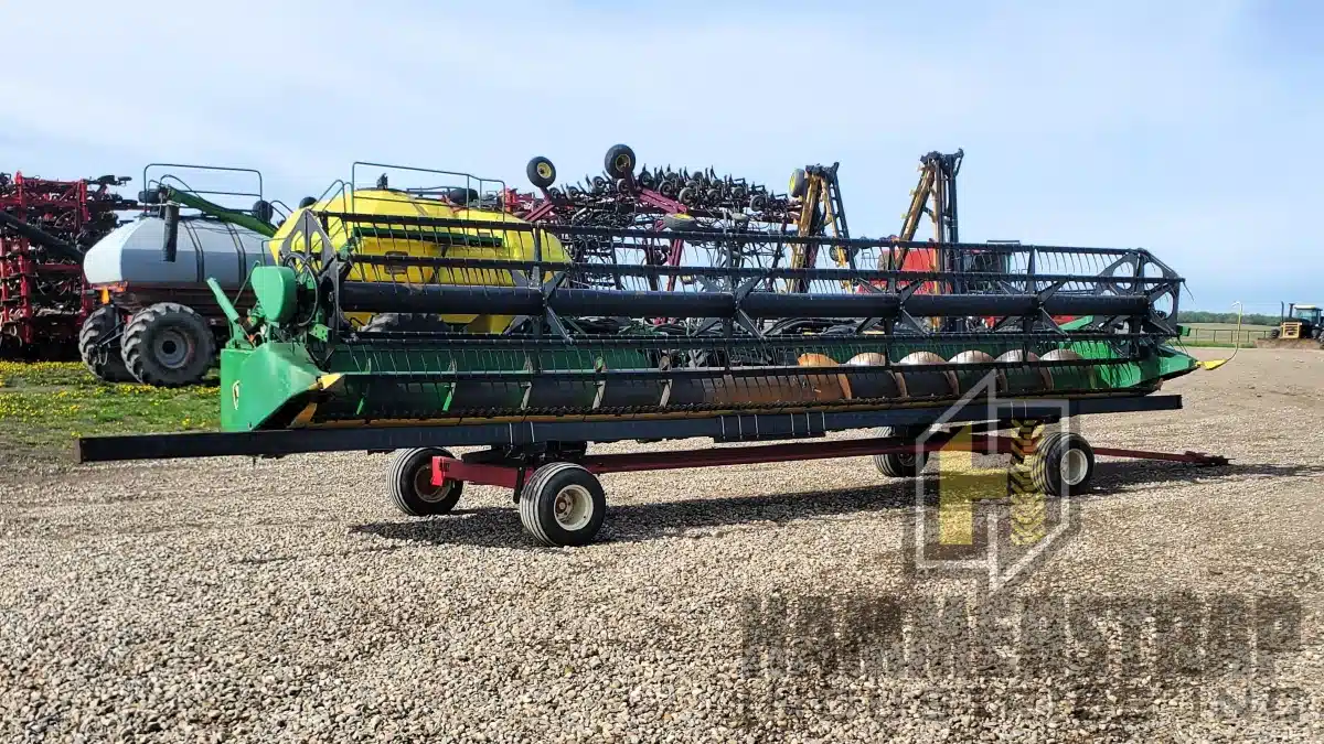 Gallery image 1 for Used 1998 John Deere 930 Header - Auger