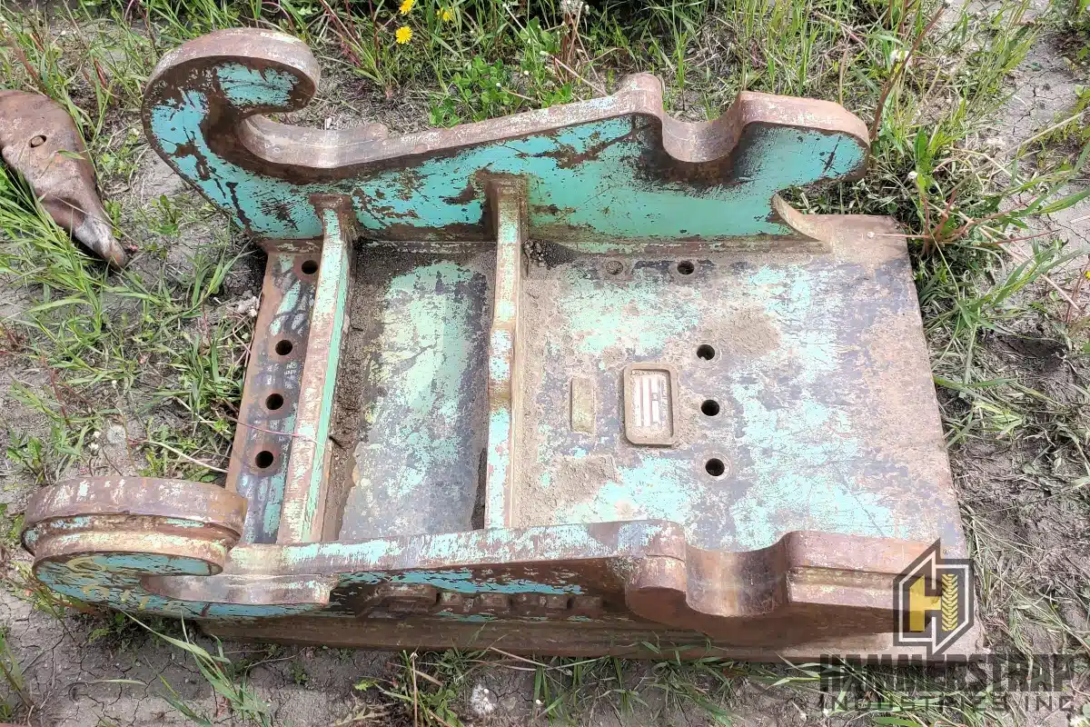 Gallery image 2 for Used Hitachi EX300 LC-3 Crawler Excavator Quick Attach Plate Excavator