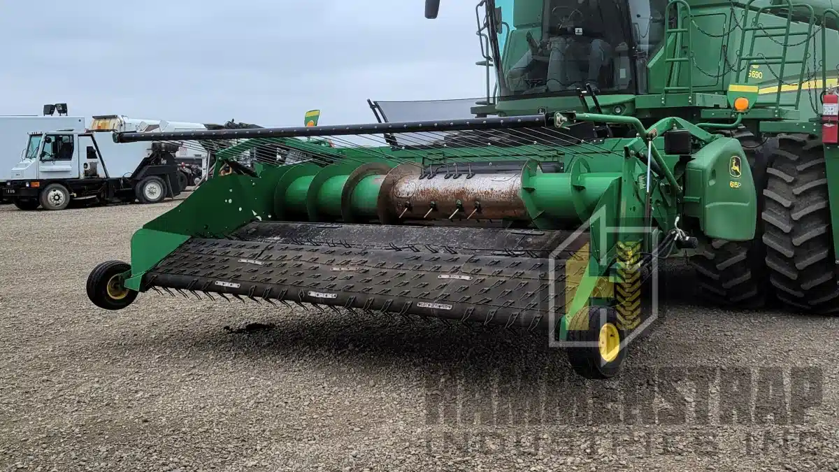Gallery image 1 for Used 2007 John Deere 615P Header - Pickup