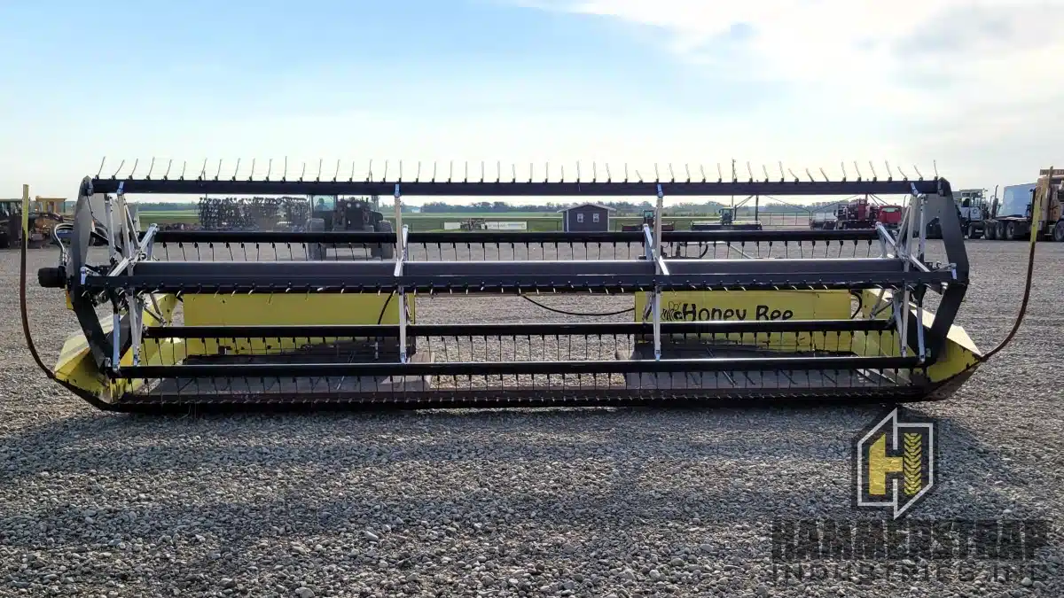 Gallery image 2 for Used Honey Bee 18 Ft Header - Pickup