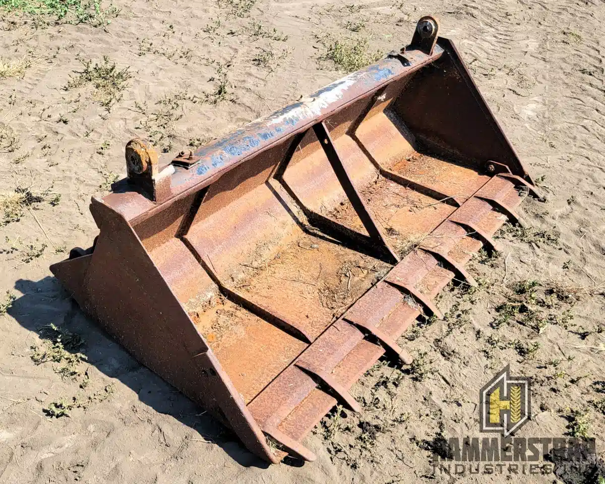 Gallery image 1 for Unspecified 73 Inch Skid Steer Tooth Bucket Attachment Skid Steer Attachment