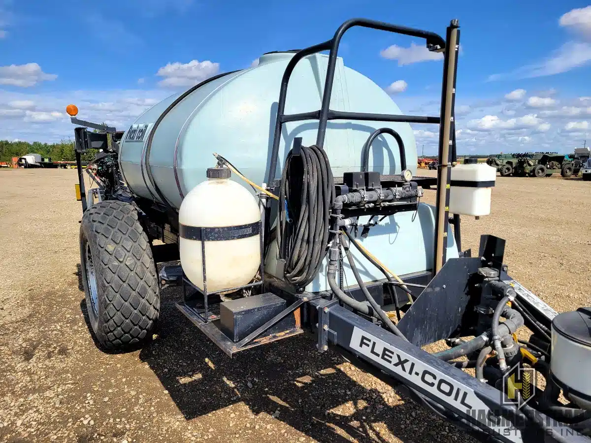 Gallery image 2 for Used Flexi-Coil 67XL Sprayer - Pull Type