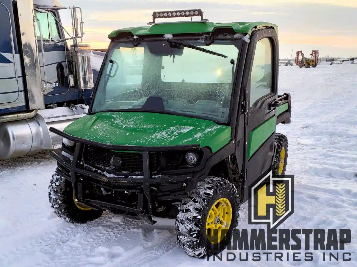 Gallery image 2 for Used 2018 John Deere GATOR XUV 835R Utility Vehicle