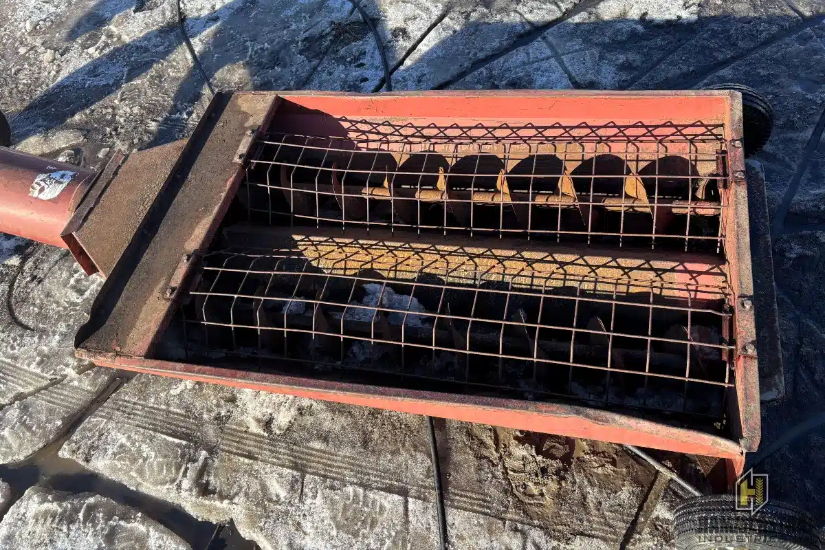 Gallery image 2 for Used Sakundiak 6 inch X 9 Ft Electric Transfer Grain Auger Auger