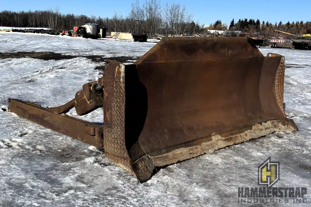 Gallery image 1 for Used Caterpillar CAT D7 Crawler Dozer Bulldozer U Blade Blade