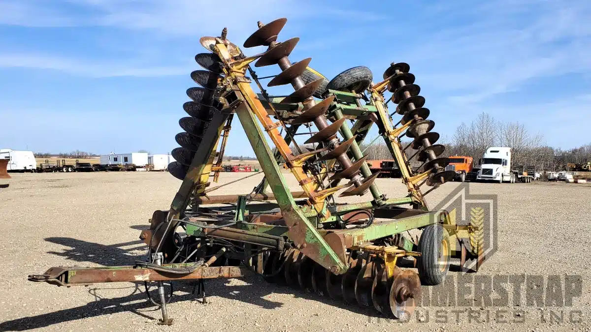 Gallery image 1 for Used John Deere 330 Disc
