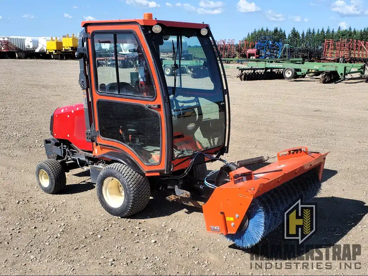 Gallery image 1 for Used Kubota F2690 Mower - Front Deck