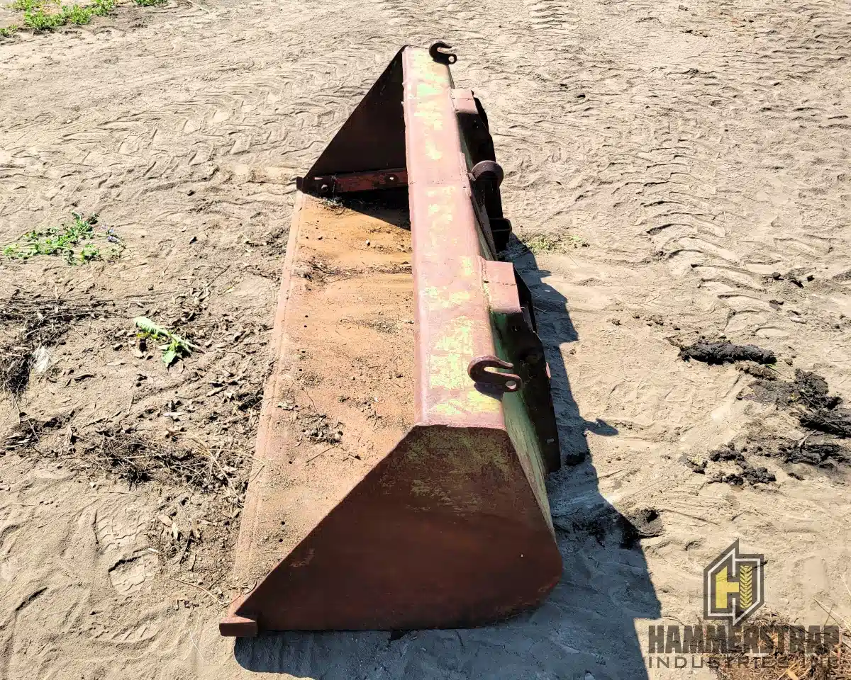 Gallery image 2 for Used John Deere 73 inch Tractor Loader Bucket Bucket