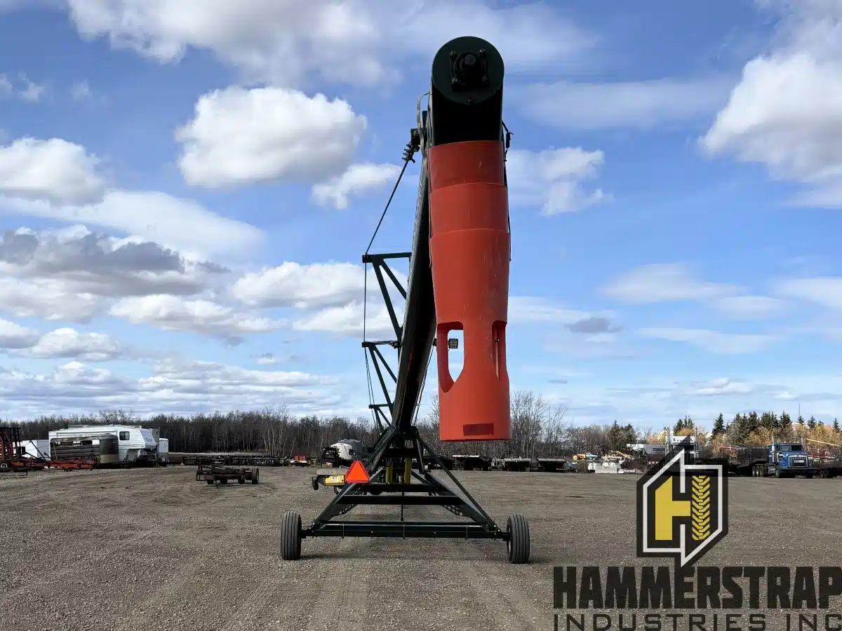 Gallery image 2 for Used 2015 GrainMaxX 6385 Grain Auger