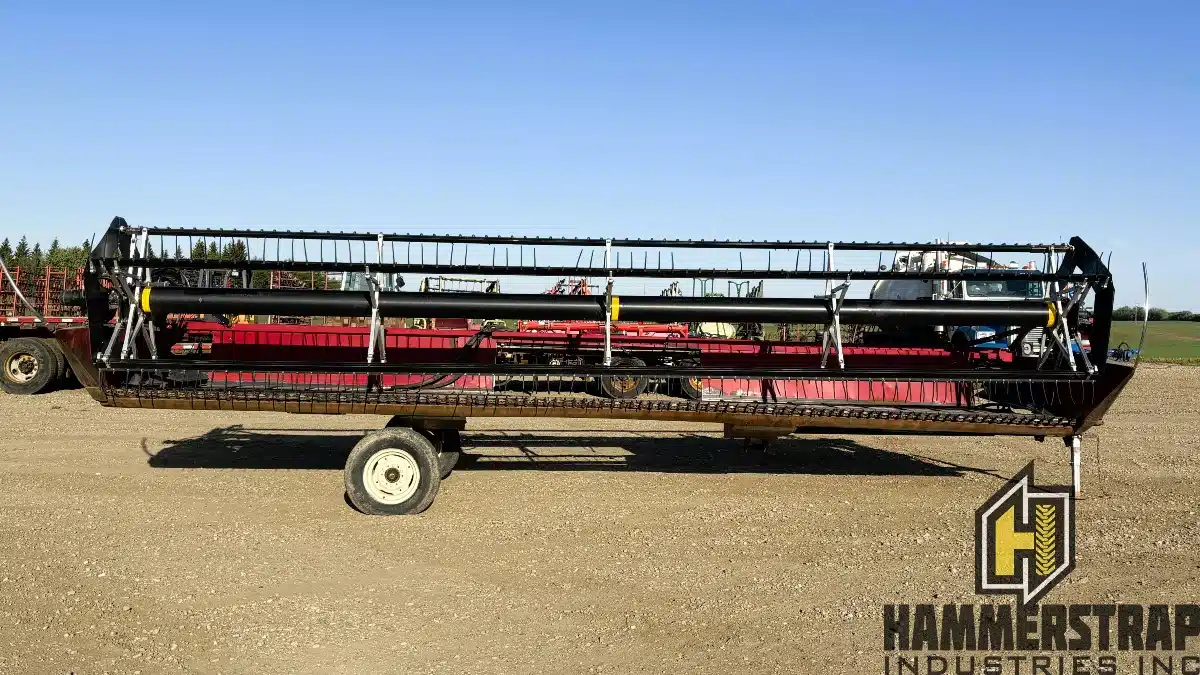Gallery image 2 for Used 2006 Case IH DHX252 Header - Draper