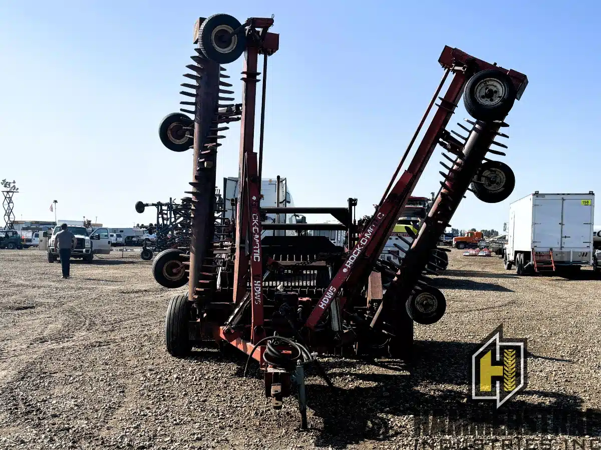 Gallery image 2 for Rock-O-Matic HDW5 Bat Reel Rock Picker