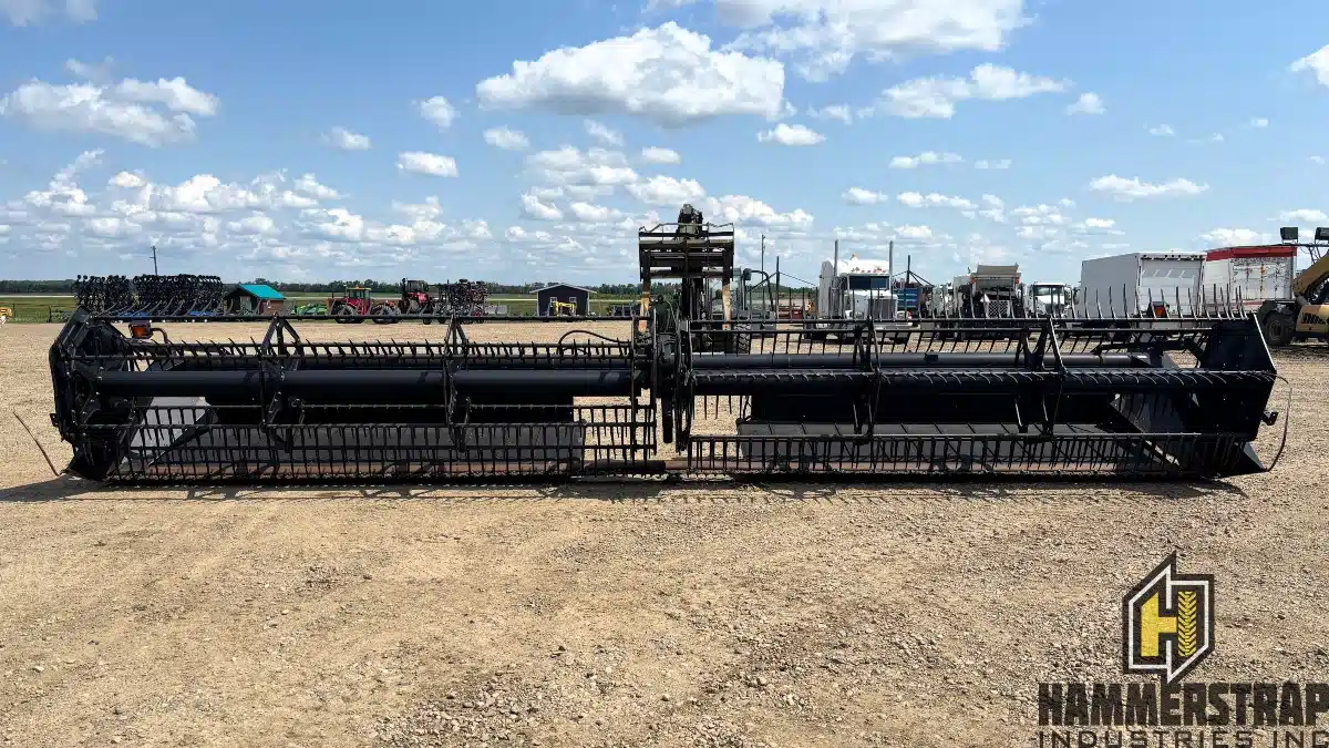 Gallery image 2 for Used 2004 MacDon 972 Header - Draper
