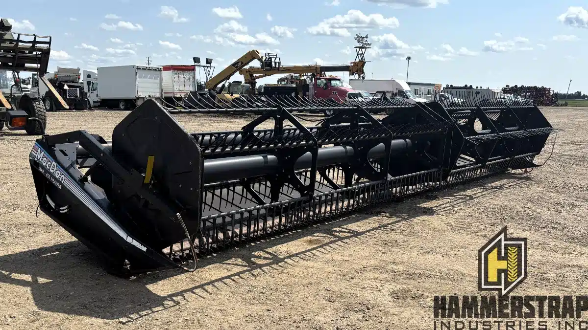 Gallery image 1 for Used 2004 MacDon 972 Header - Draper
