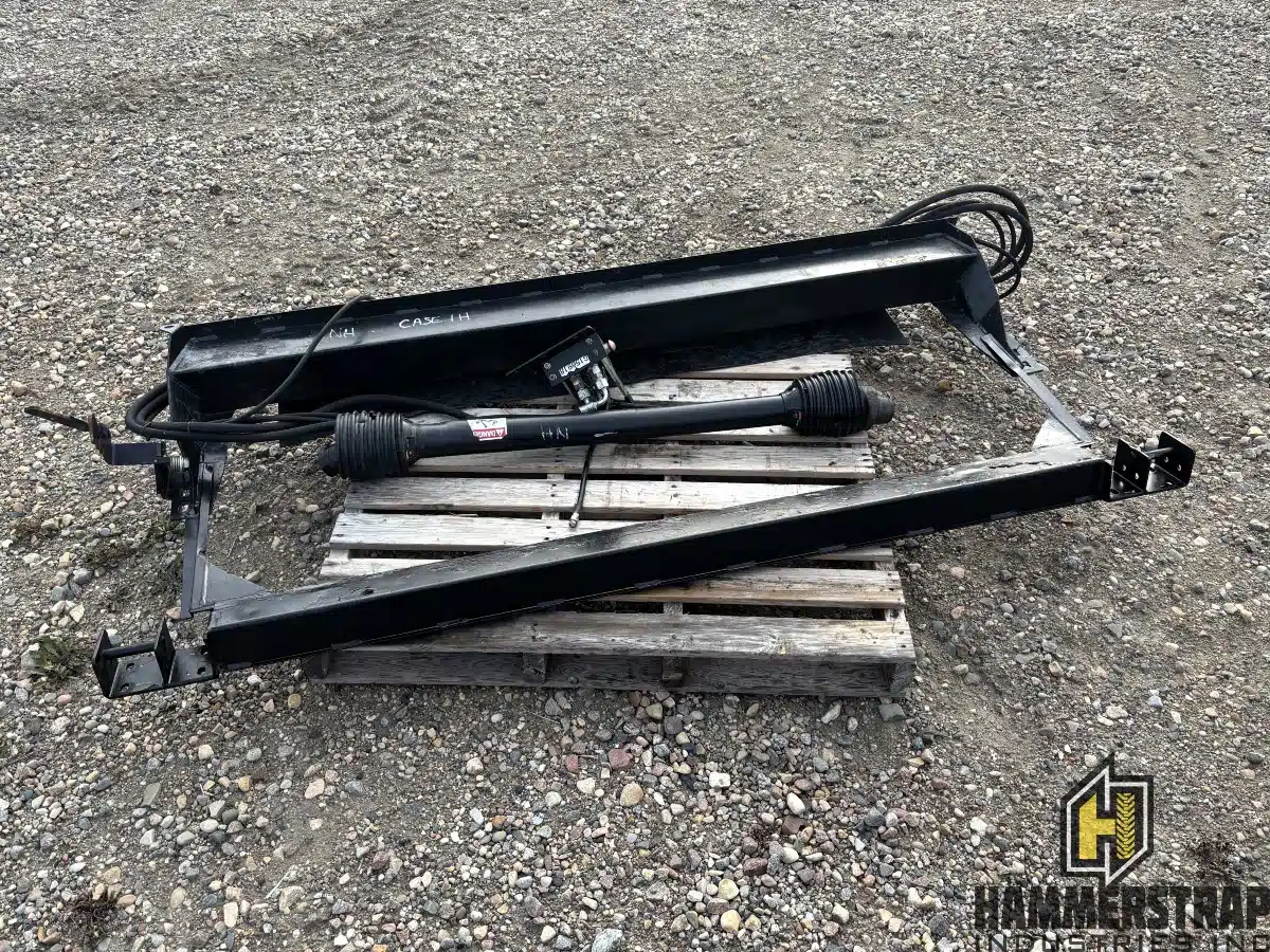 Gallery image 1 for Used MacDon CNH CA20 / CA25 Combine Completion Kit Combine Attachment