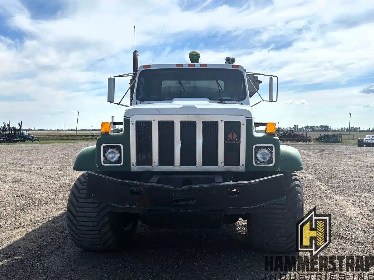 Gallery image 2 for 1991 International 2000 Truck - Tender