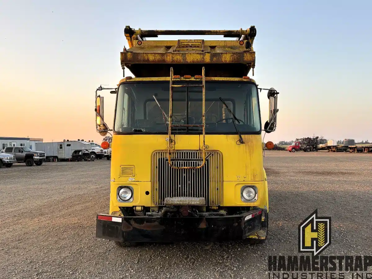 Gallery image 2 for Used 1998 Volvo WX Tandem Axle Front Load Garbage Collection Truck Miscellaneous