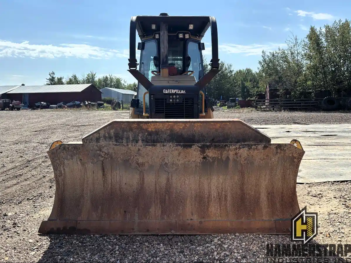 Gallery image 2 for Used 2007 Caterpillar D6K Dozer