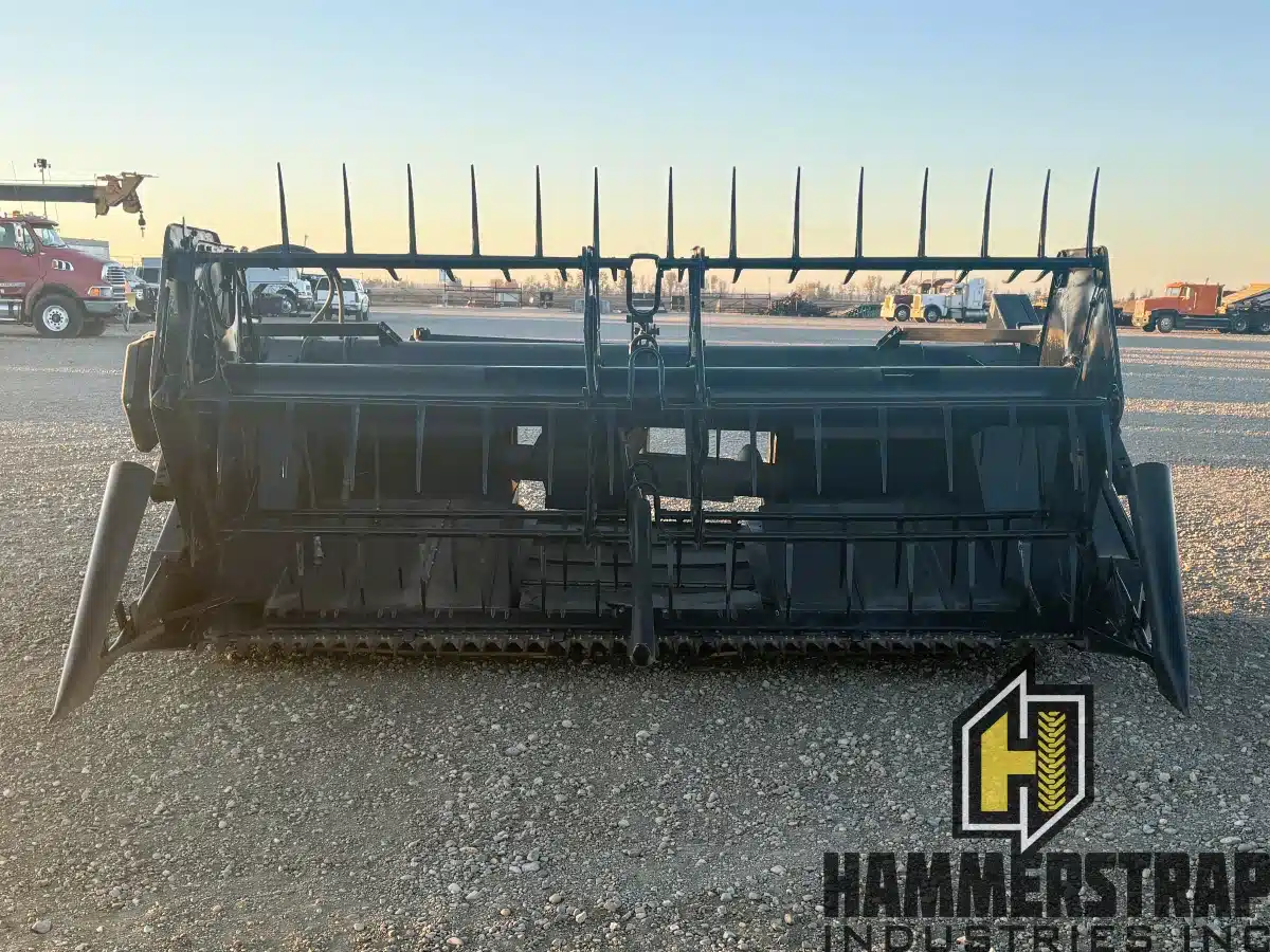 Gallery image 2 for Used Custom Built 10 Ft Rigid Combine Header w/ MACDON Adapter Header - Pickup