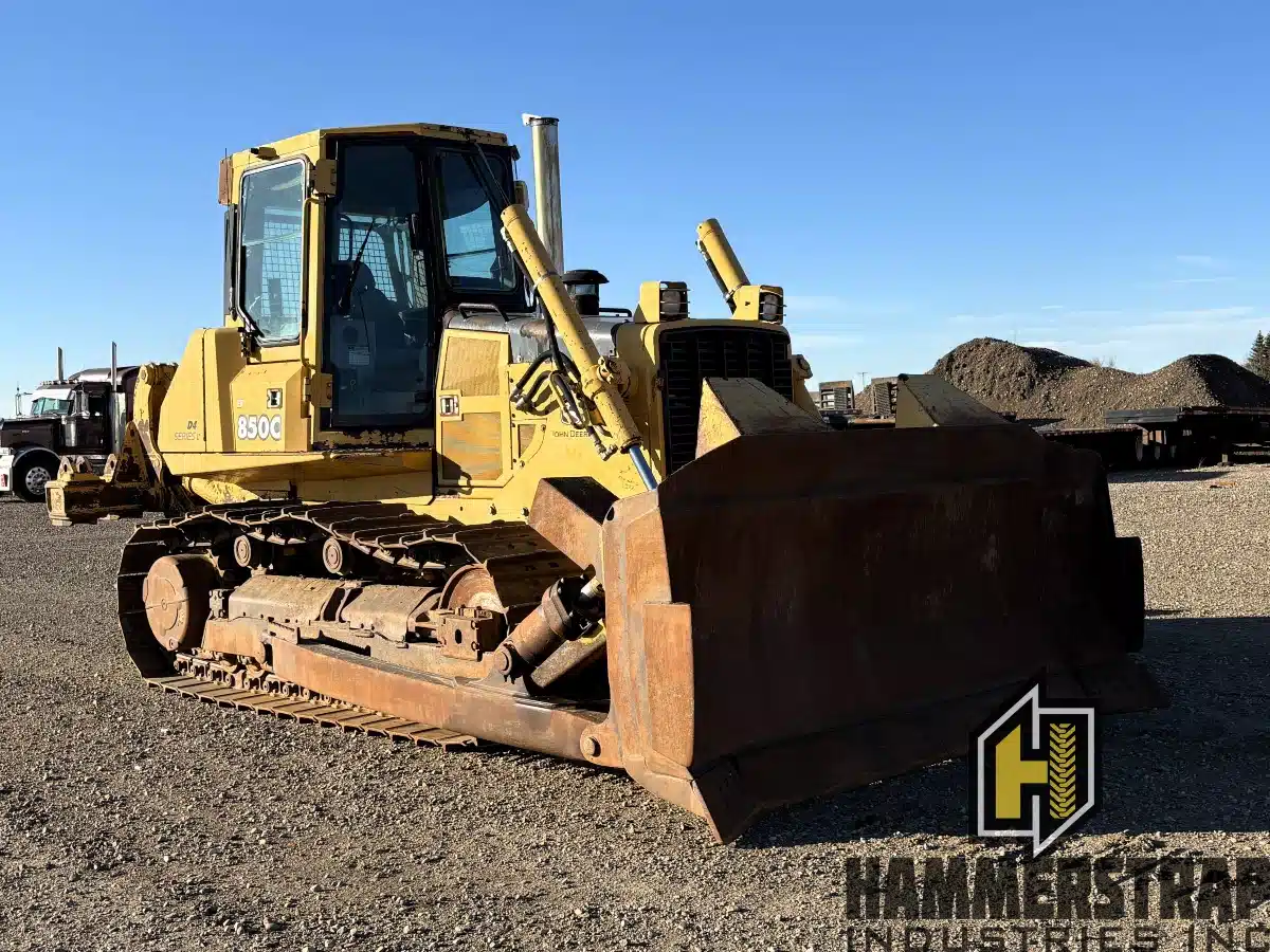 Used 2004 DEERE 850C Dozer
