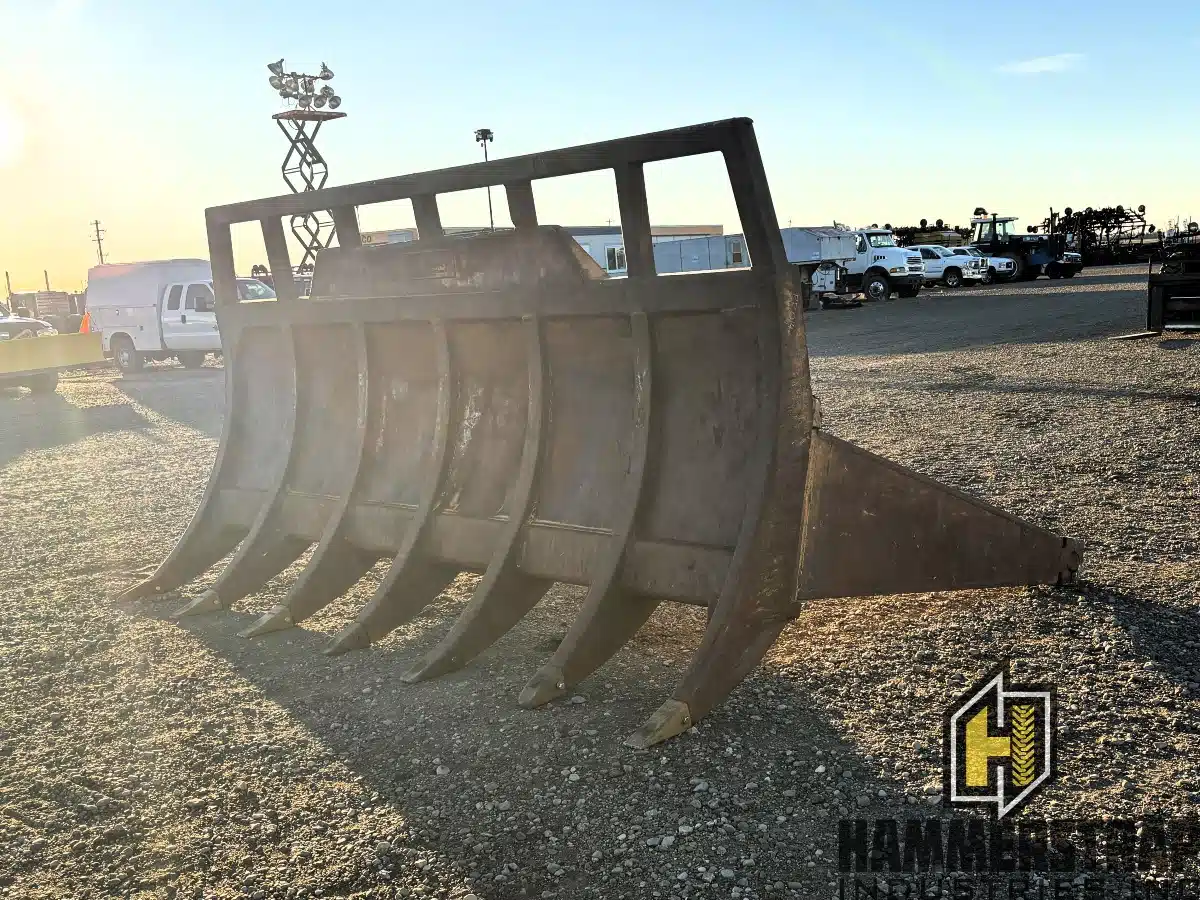 Gallery image 1 for Used WELDCO BEALES MFG 139 inch Brush Rake Attachment