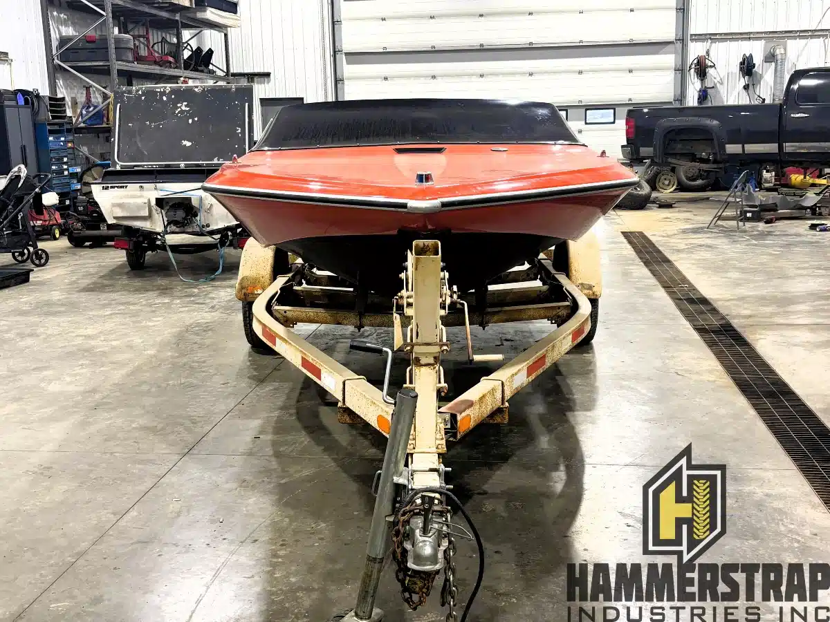 Gallery image 2 for Used Unspecified GLASTRON CARLSON CVX-18 18 Ft Power Boat w/ Trailer Boat
