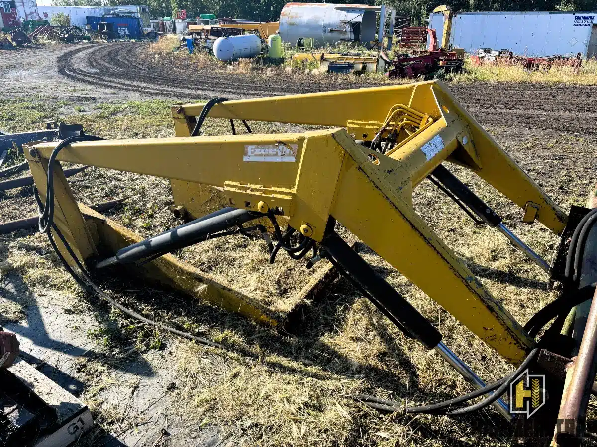 Gallery image 2 for Ezee-On 100 Tractor Loader