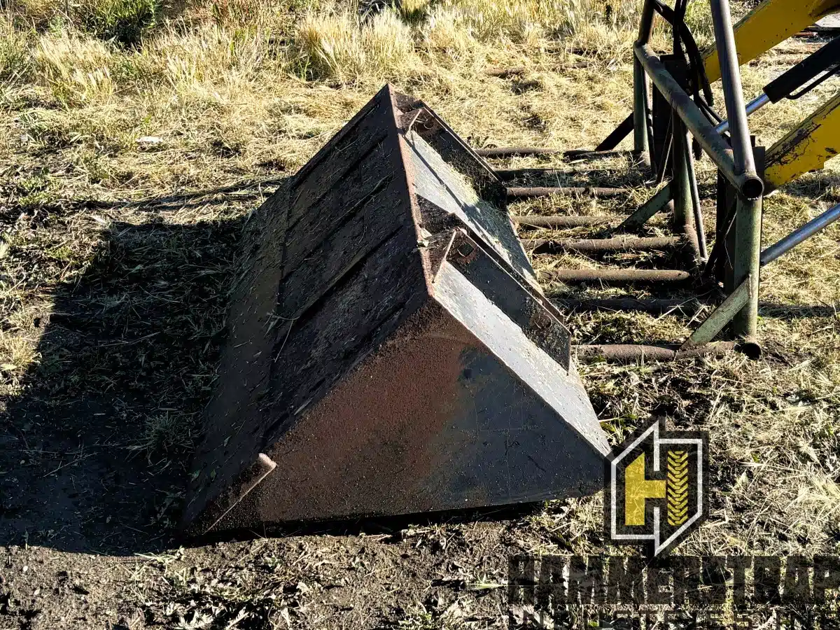 Gallery image 2 for Unspecified 6 Ft Tractor Bucket Bucket