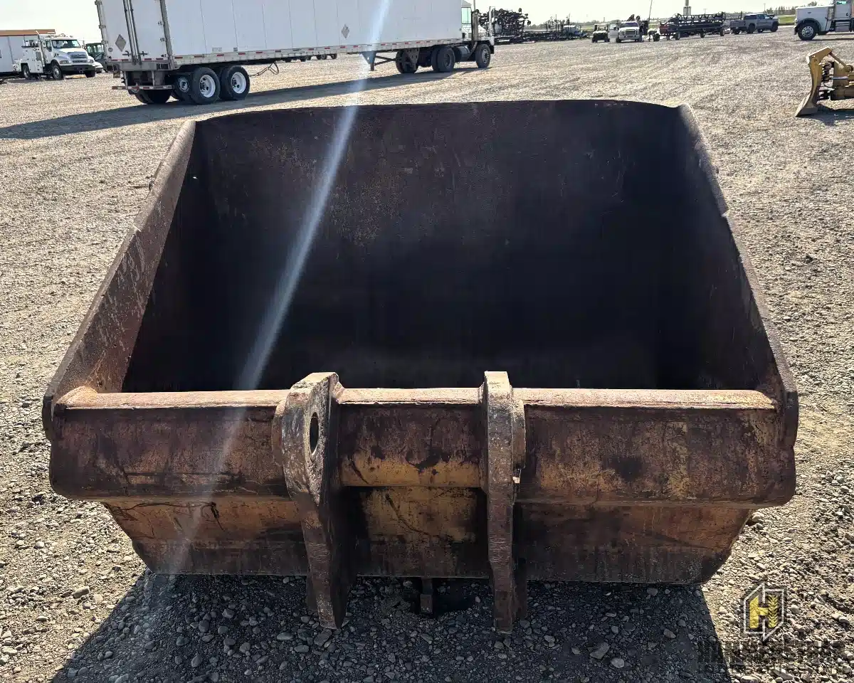 Gallery image 2 for Unspecified LYNN 70 inch Cleanup Excavator Hoe Bucket