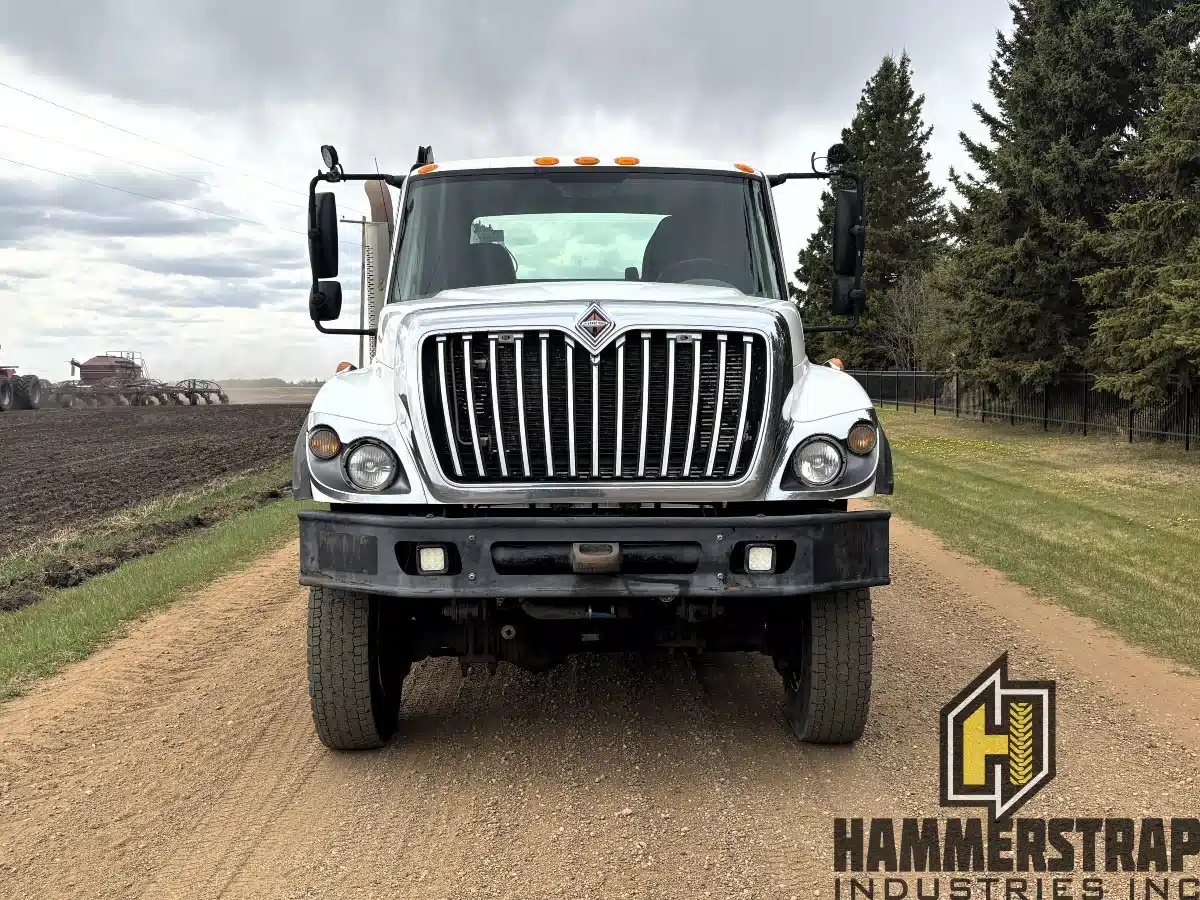 Gallery image 2 for Used 2009 International Workstar 7500 Truck - Service