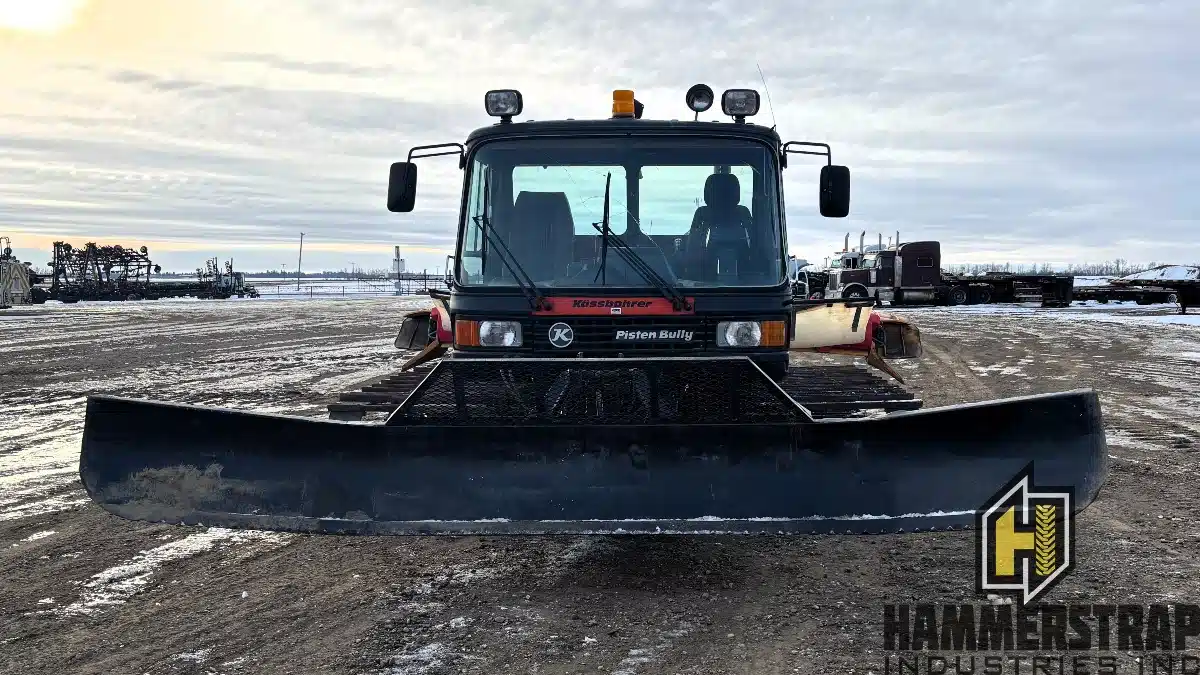 Gallery image 2 for Used Unspecified PISTEN BULLY PB200 Snowcat Snow Groomer Track Machine w/ Blade Snow Plow